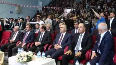 Maliye Bakanı Ağbal, Üniversite Mezunlarına Seslendi