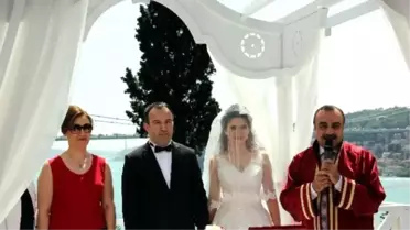 Aydınlı Mustafa, İstanbul'da Dünya Evine Girdi