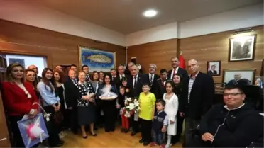 Engelli Öğrenciler Başkan Yılmaz'ı Ziyaret Etti