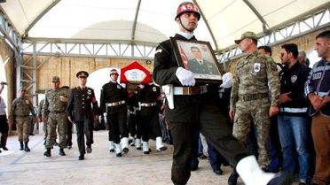 Şehit Yüzbaşı Toprağa Verildi
