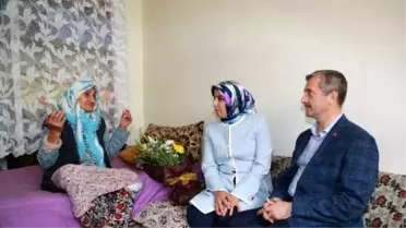 Tahmazoğlu'ndan Kimsesiz Anneye Ziyaret