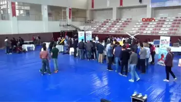 Üniversite Öğrencileri, Biber Gazına Alternatif Soğan Gazı Yaptı