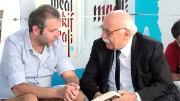 Bakan Avcı, Uluslararası Dergi Fuarı'na Katıldı