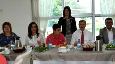 Özdağ: 'Engelliler İçin Farkındalıklar Oluşturmalıyız'
