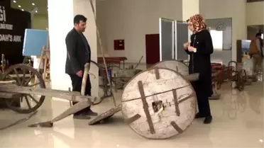 Çemberimde Gül Oya' Sergisi