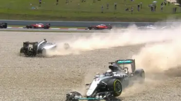 İspanya Gp'sinde Korkunç Kaza ! Hamilton Veda Etti