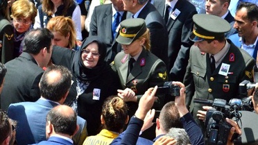 Zonguldak Şehidine Ağlıyor