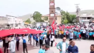 Eruh'ta Gençlik Yürüyüşü