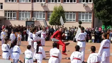 19 Mayıs Gençlik ve Spor Bayramı Tavşanlı'da Coşkuyla Kutlandı