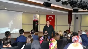 Türk Telekom Çağrı Merkezi Şirketi Assistt, Erzurum Lokasyonu Çalışanlarını Sunay Akın'la Buluşturdu