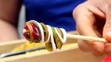 Osmanlı Kültürünü Yaşatmak İçin 'Osmanlı Macunu' Satıyor
