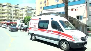Antalya - Bıçaklandıktan Sonra Otomobille Kaza Yaptı, Hastanede Öldü