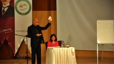 Iğdır Üniversitesi'nde İllüzyon Gösterisi