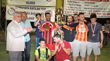 Kurumlararası Halı Saha Turnuvasının Şampiyonu Emniyetspor Oldu