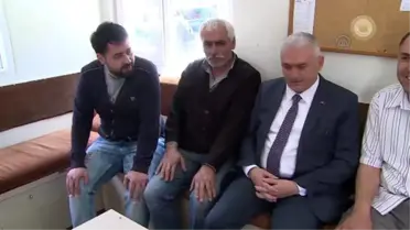 Başbakan Yıldırım'dan Taksi Durağına Ziyaret
