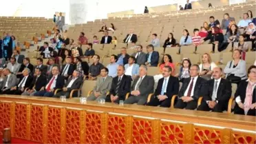 Neü Sosyal ve Beşeri Bilimler Fakültesi İlk Mezunlarını Verdi