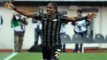 Akhisar Belediyespor, Hugo Rodallega'yı Satmayı Düşünmüyor