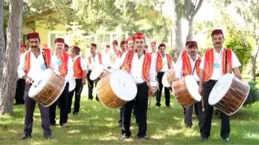 Ramazan Davulcuları Sahurda 'Mehter Marşı' Çalacak