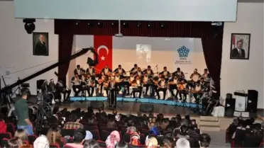 Neü'den İki Konser