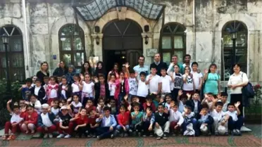 Üniversite Öğrencileri İlkokul Öğrencileriyle Buluştu