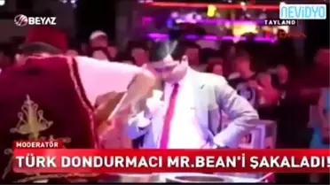 Türk Dondurmacı Mr Bean'i Şakaladı