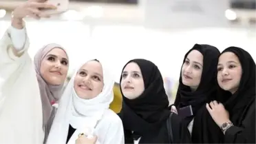 Muhafazakar Giyimde Yapılan Trajikomik Hatalar