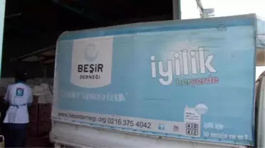 Suriye'ye Günlük 7 Bin Kişilik Sıcak Yemek Gönderiliyor