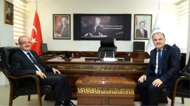 Vali Kocatepe'den Başkan Gürlesin'e Ziyaret