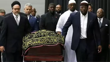 Muhammed Ali'ye İki Gün Sürecek Veda Töreni Cenaze Namazıyla Başladı
