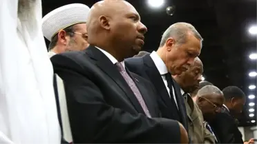 Erdoğan, Ali'nin Cenaze Namazını Kılıp ABD'den Ayrılıyor