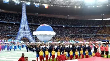 Euro 2016'ya Dev Açılış