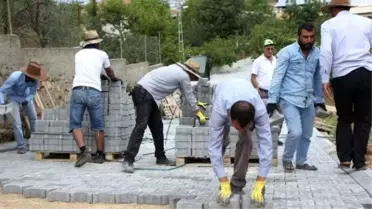 Güzelyayla Mahallesi Kilit Parke ile Donatılıyor