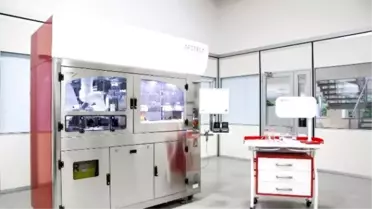 İzmir Üniversitesi Hastanesi'nde Robotik Teknoloji Dönemi