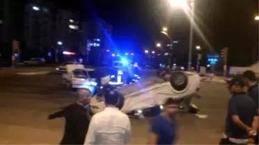 Elazığ'da İki Otomobil Çarpıştı: 4 Yaralı
