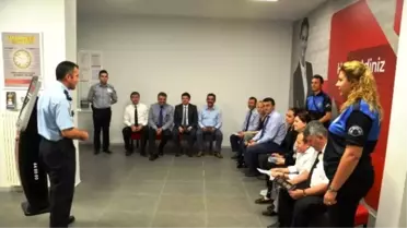 Polis, Banka Çalışanlarını Bilgilendirdi