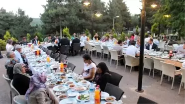 Şehit ve Gazi Ailelerine İftar Yemeği