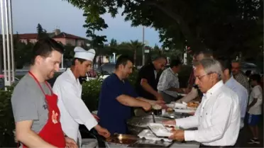 Avcılar İftar Yemeğinde Buluştu