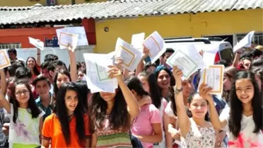 Milas'ta 21 Bin Öğrenci Tatile Girdi