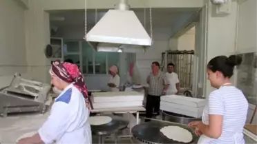 Sandıklı'da Ramazan Ayında Yufka Tüketimi Arttı