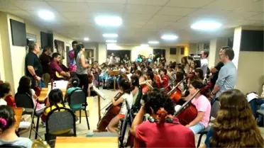 Tepebaşı Belediyesi Çocuk Senfoni Orkestrası Venezuella'dan Gelen Misafirlerini Ağırladı