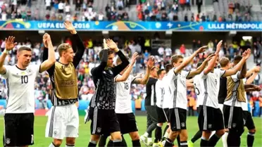 Almanya, Slovakya'yı 3-0 Yenerek Çeyrek Finale Yükseldi