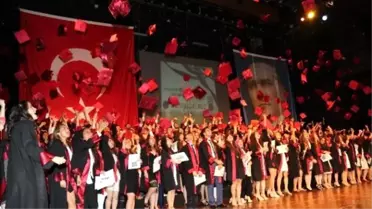 Aü Tıp Fakültesi Öğrencileri Yemin Etti