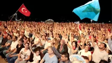 Kubbeli Han'da Yıldızlar Geçidi