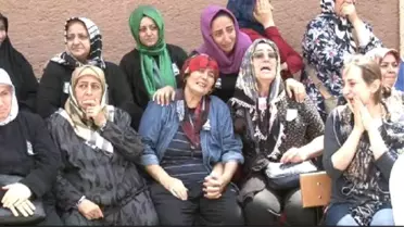 Terör Kurbanı Hüseyin Öğretmen İçin Okulunda Tören