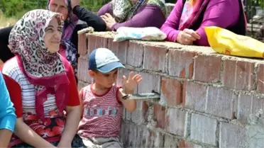 Su Yerine Havasını Alıyorlar
