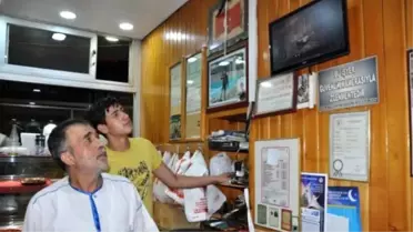 Nizip'te İşyerinden Hırsızlık Güvenlik Kamerasında