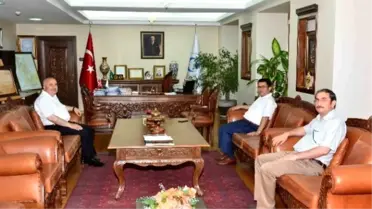 Ağır Ceza Mahkemesi Başkanı Ahmet Şeker'den Rektör Gönüllü'ye Veda Ziyareti