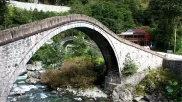 Arhavi'de, Turistik Bölgeye Taş Ocağı Ruhsatı Verilmesine Tepki