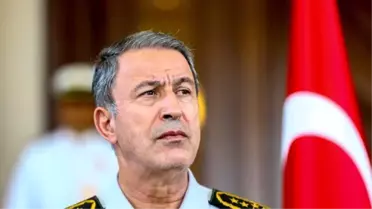 Hulusi Akar Darbe Girişimini 17.00'de Öğrenmiş Ama Karargahı Terk Etmemiş