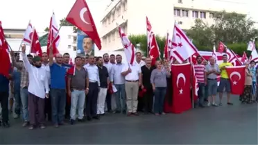 KKTC'de Darbe Girişimi Protesto Edildi